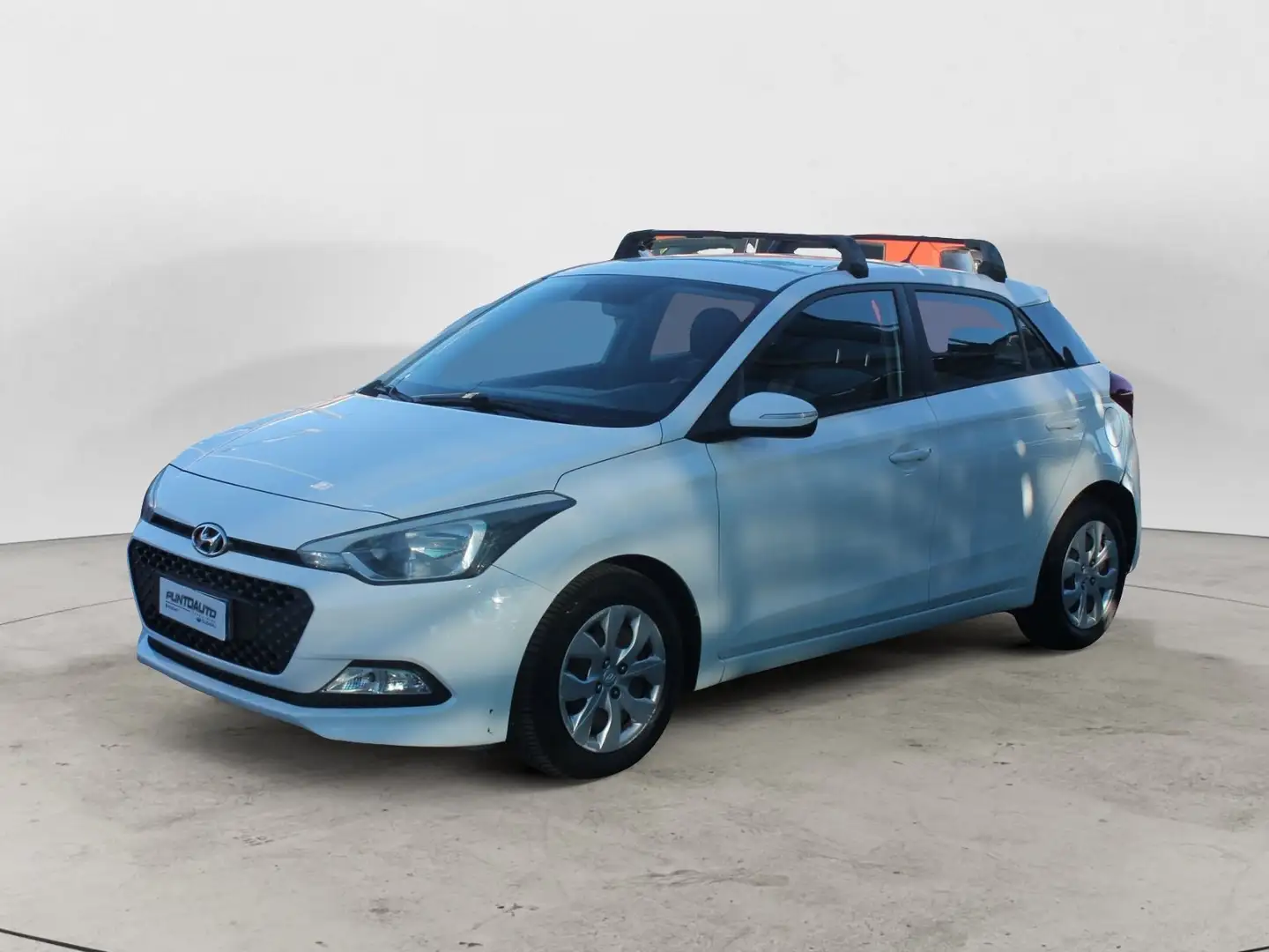 Hyundai i20 i20 1.1 CRDi 12V 5 porte Classic Bianco - 1