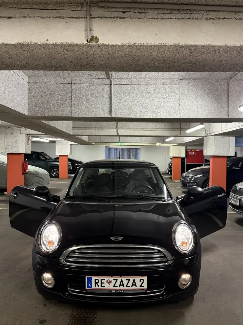 MINI One - 1