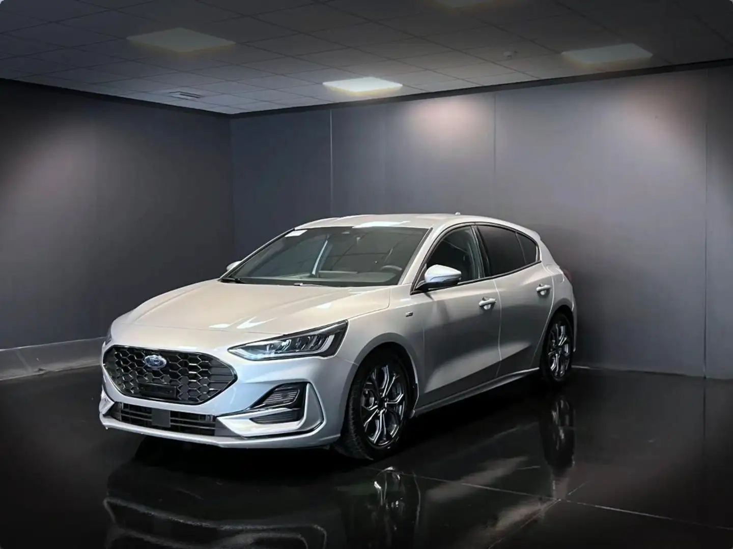 Ford Focus 1.5 EcoBlue 115 CV automatico 5p. ST-Line Argento - 1