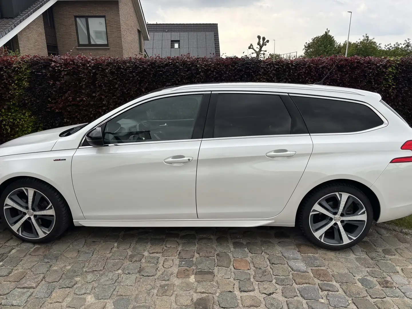 Peugeot 308 SW PureTech 130 Stop & Start GT-Line Edition - 1