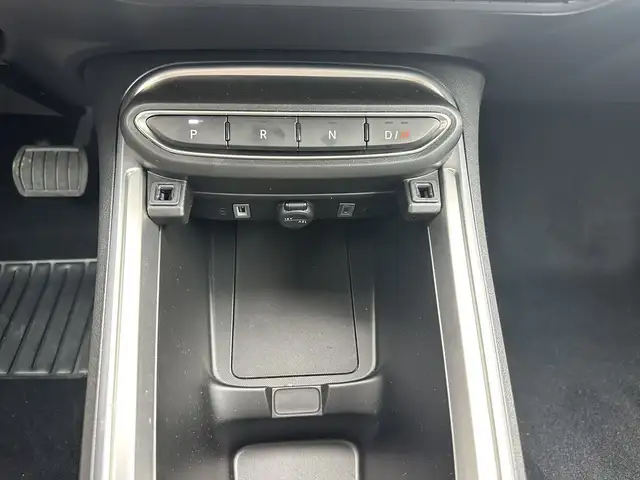 Jeep Avenger view 26
