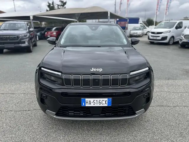 Jeep Avenger view 2