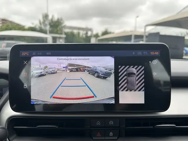 Jeep Avenger view 22