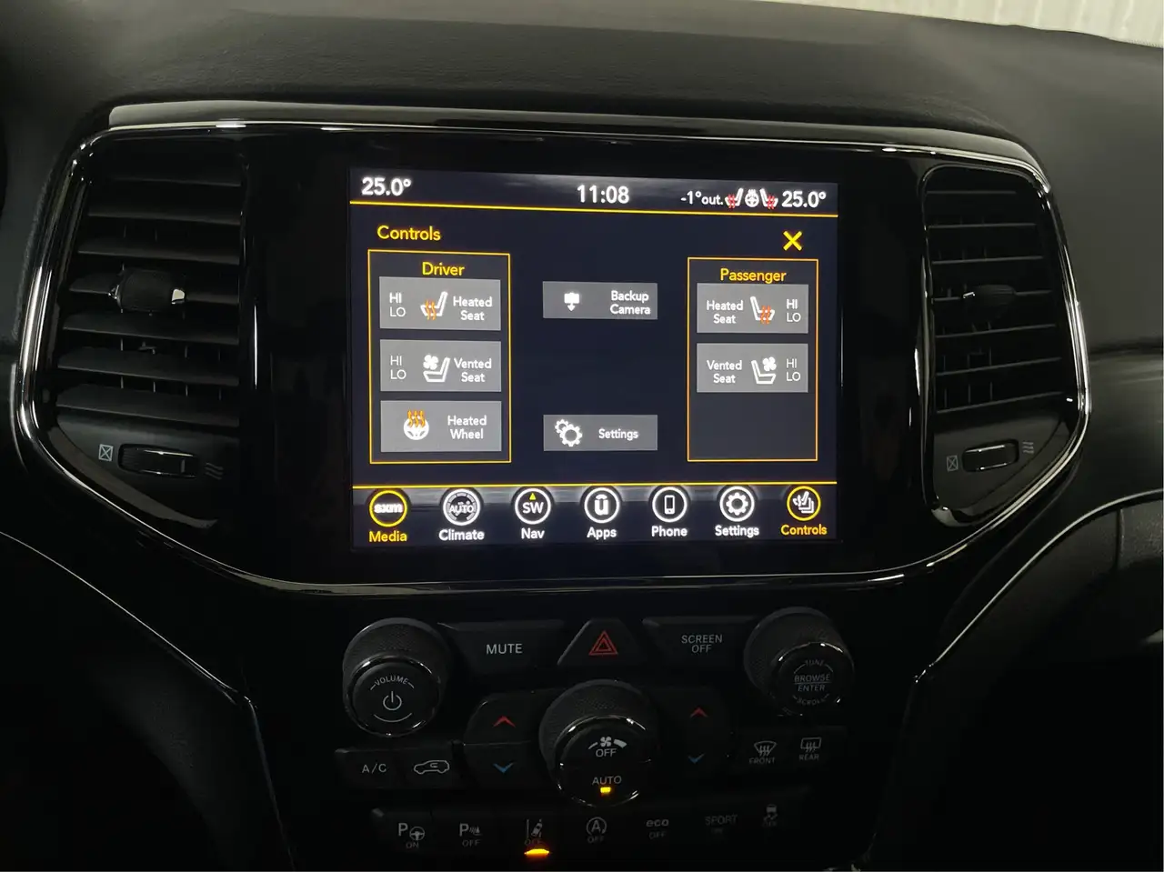 Jeep Grand Cherokee снимка Jeep Grand Cherokee