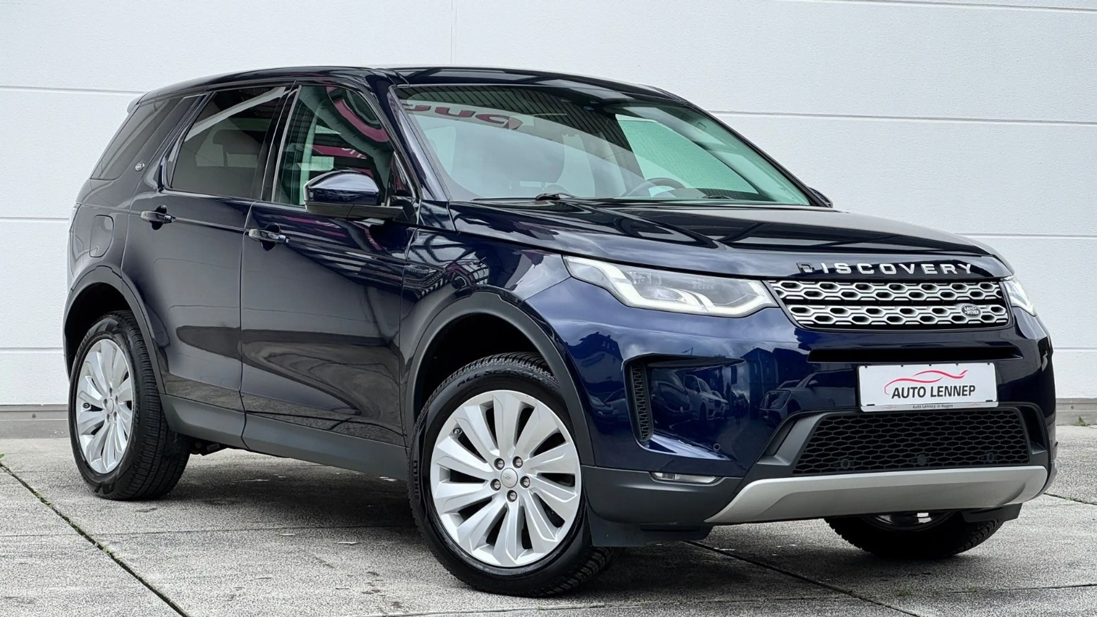 Land Rover Discovery Sport AWD*FACELIFT*Pano*LED*Keyless*19 — photo 2