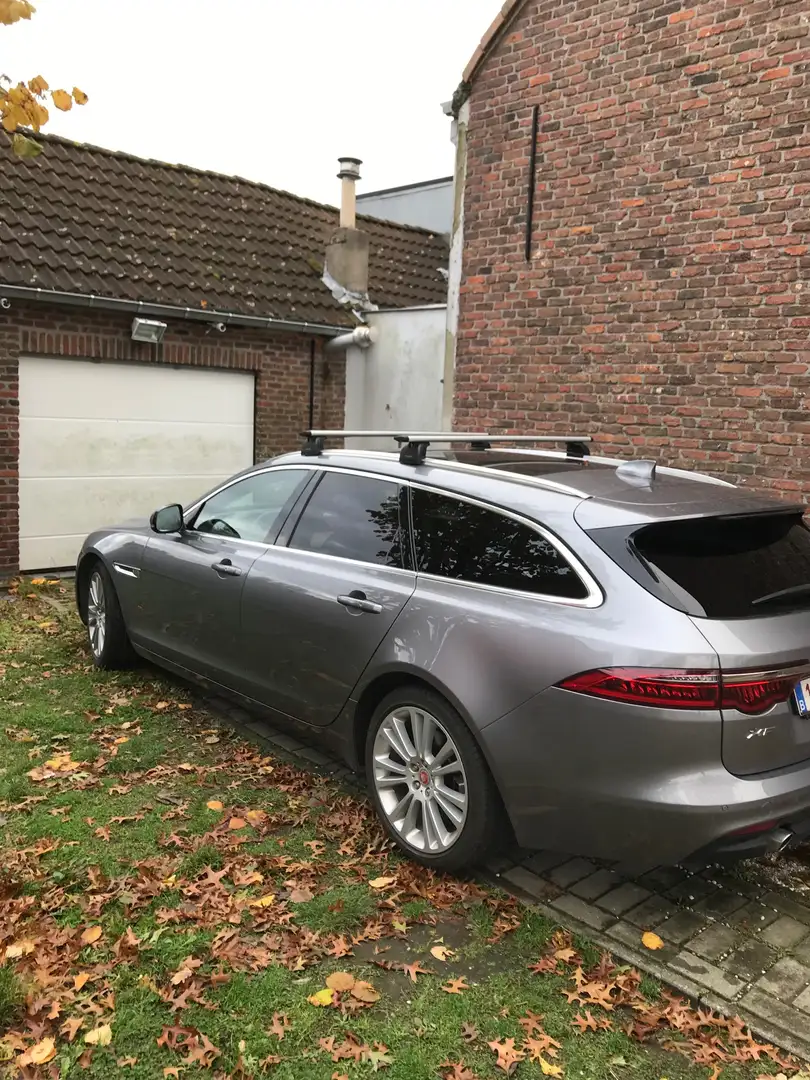 Jaguar XF 25t Sportbrake Prestige Grijs - 2