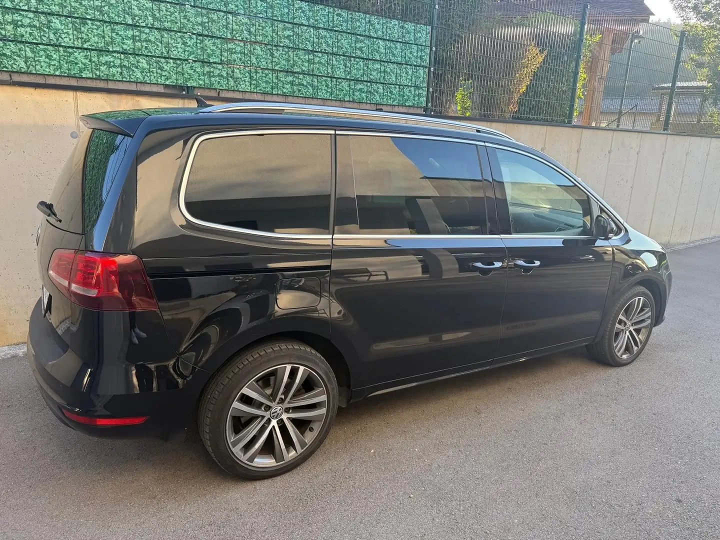 Volkswagen Sharan Highline BMT SCR 2,0 TDI 4Motion - 1
