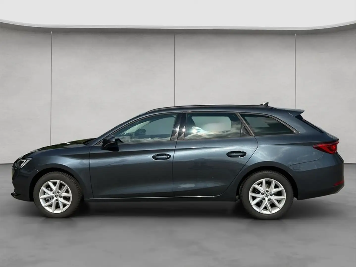 SEAT Leon Sportstourer 2.0 TDI DSG Style - 2