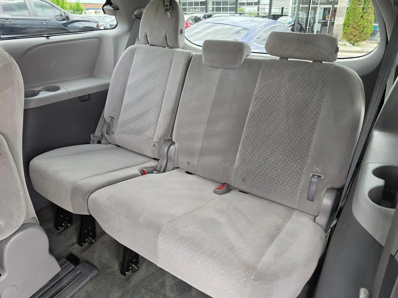 Toyota Sienna photo Toyota Sienna