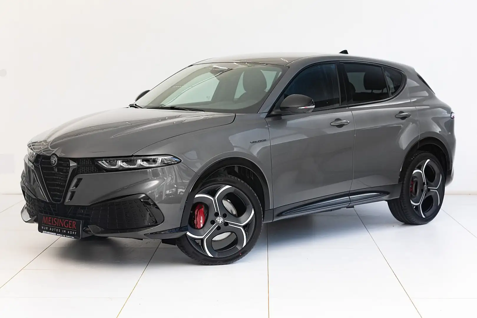 Alfa Romeo Tonale 1.5 T4 48V MHEV VGT DCT Silber - 1