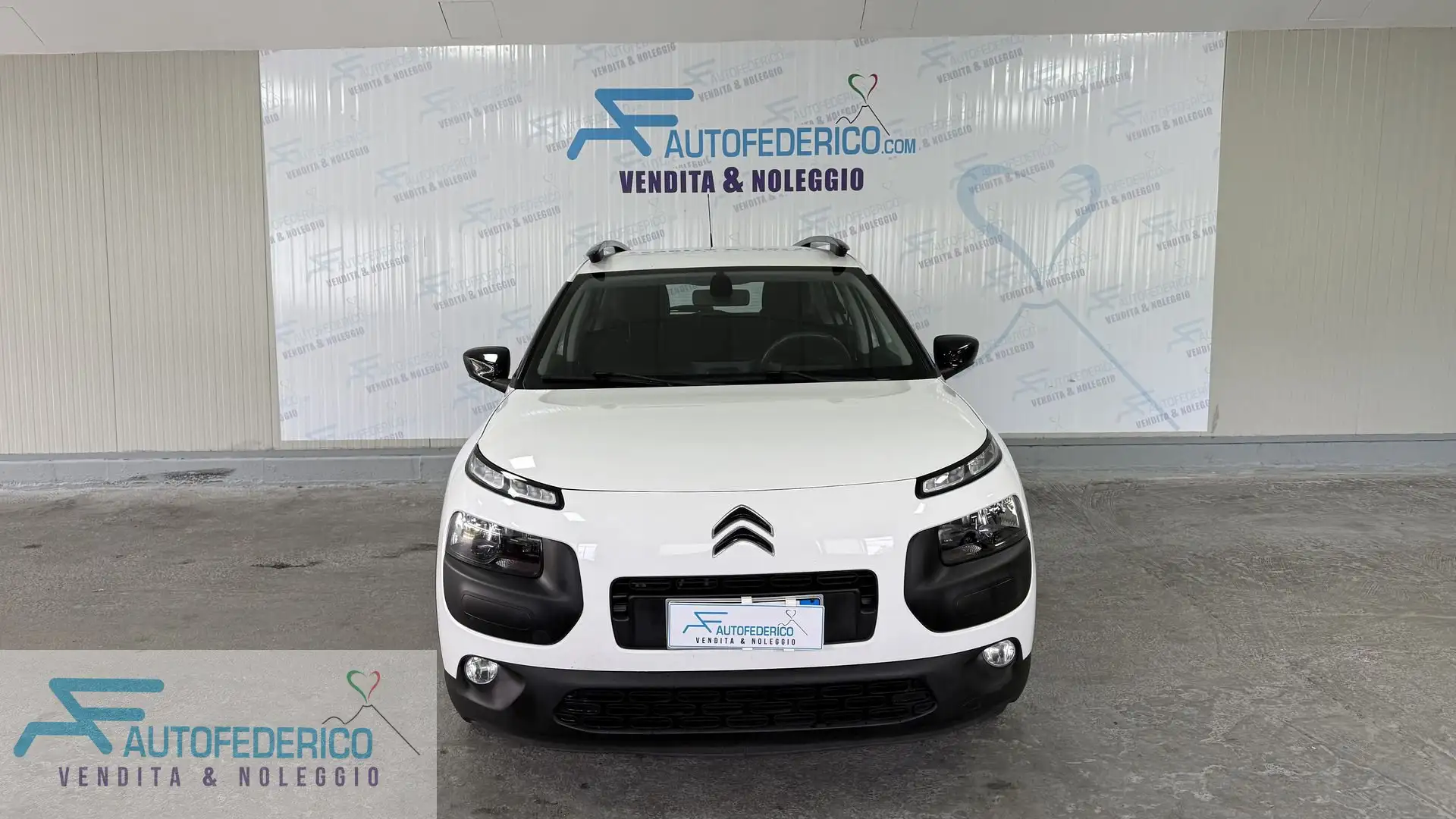 Citroen C4 Cactus PureTech 82 Shine Bianco - 2