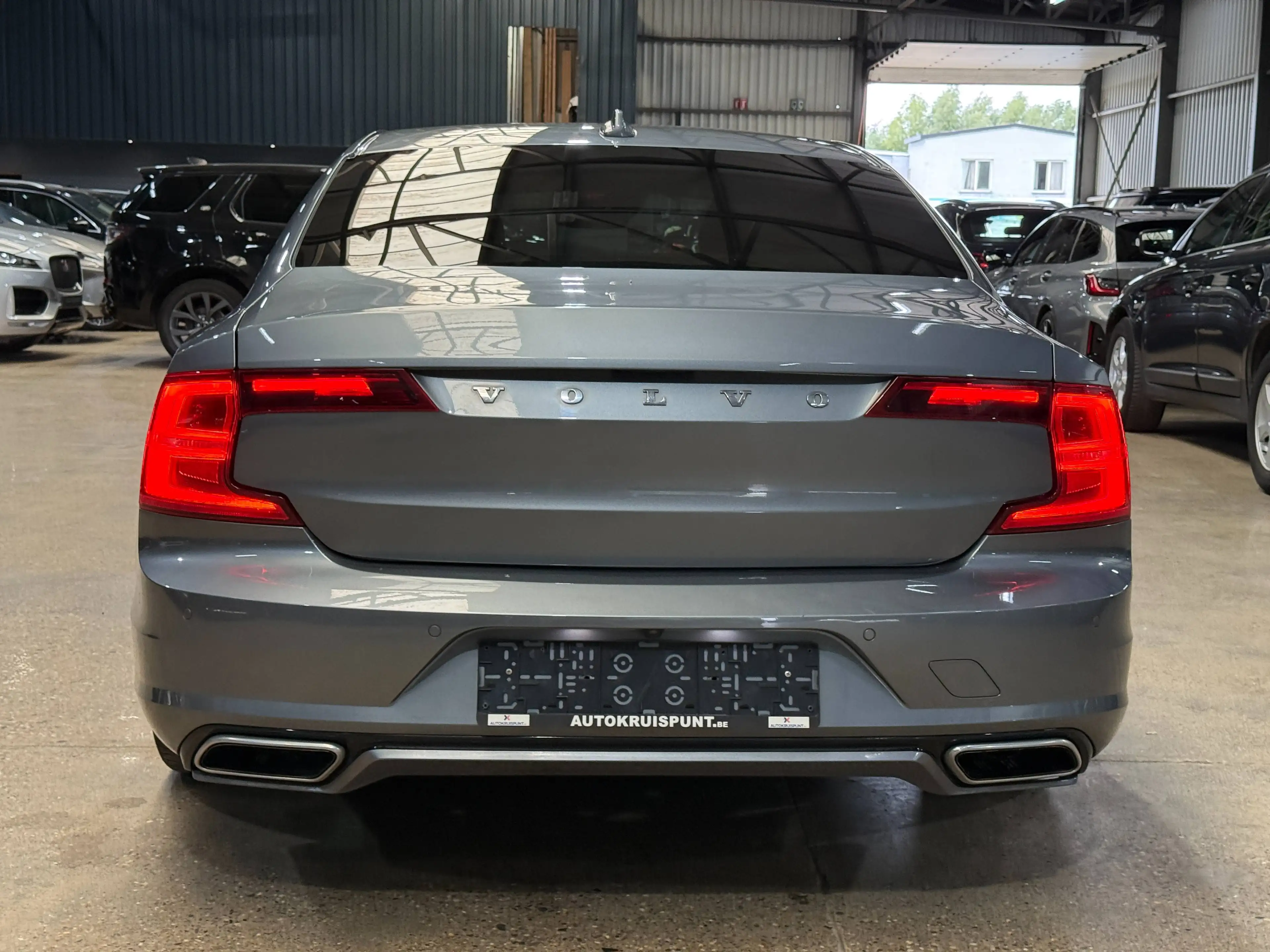 Volvo S90 S90 2.0 D4 R-Design Geartronic AdBlue (EU6d-TEMP) — photo 6