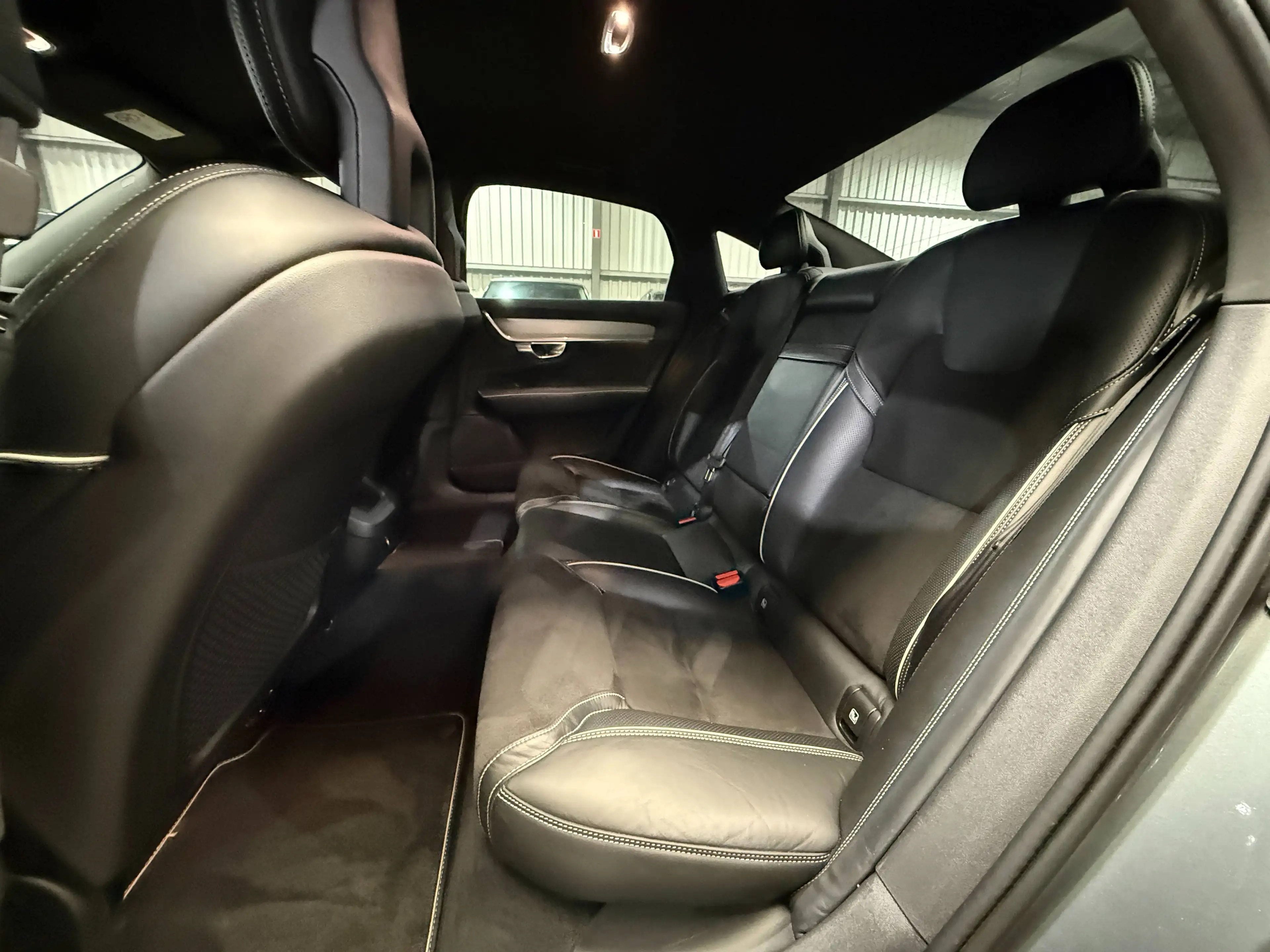 Volvo S90 S90 2.0 D4 R-Design Geartronic AdBlue (EU6d-TEMP) — photo 11