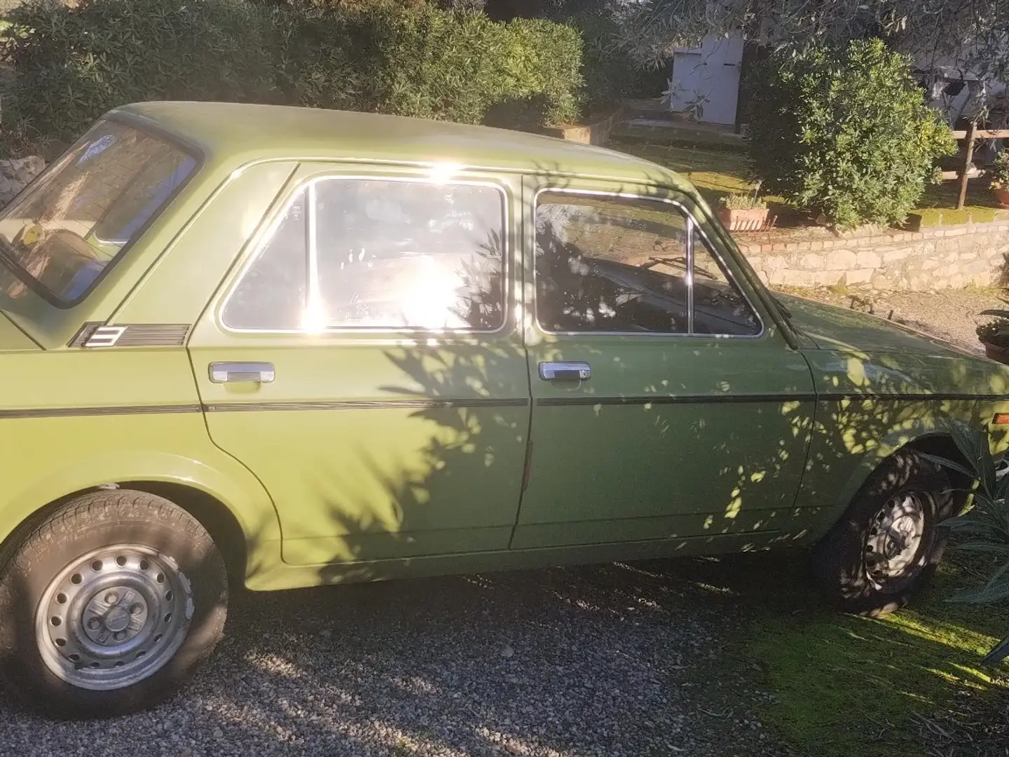 Fiat 128 zelena - 2