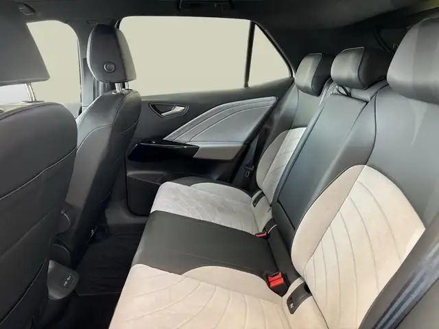 Volkswagen Id.3 view 13