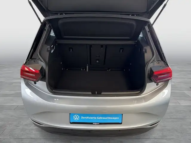 Volkswagen Id.3 view 22