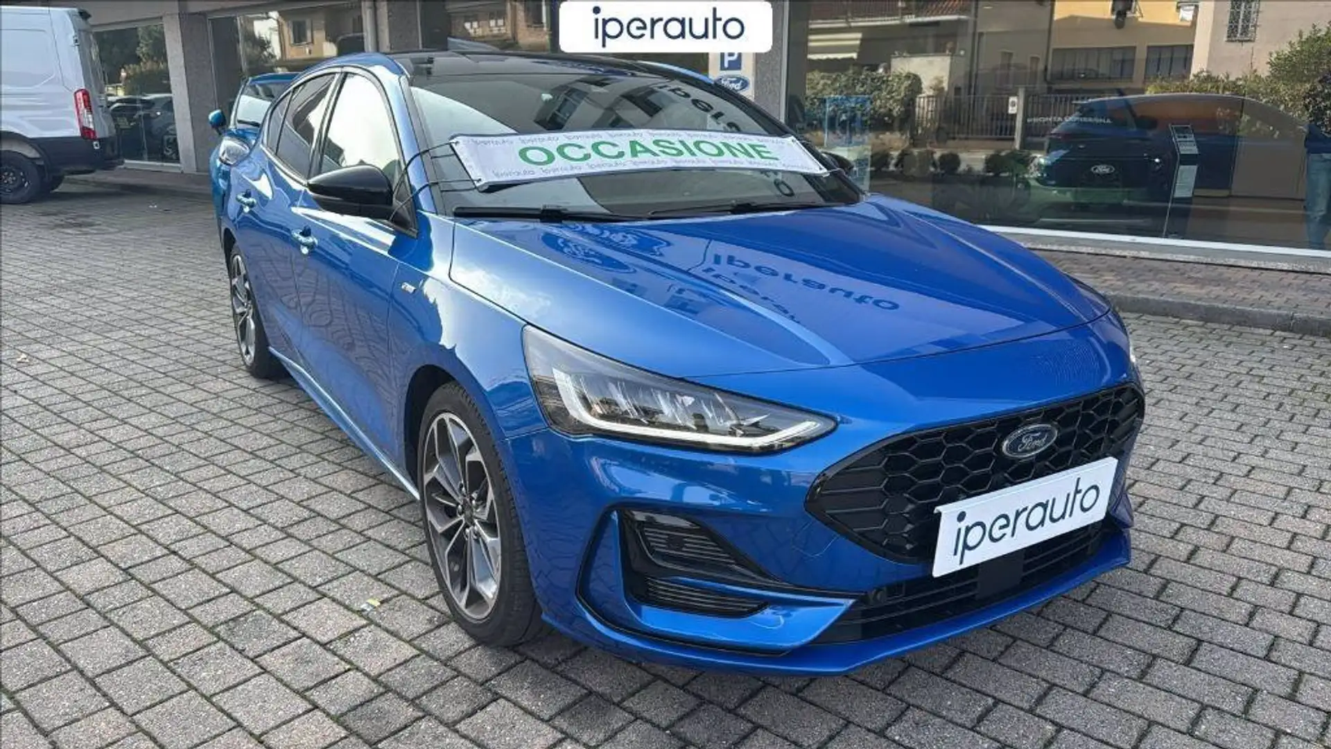 Ford Focus 1.5 ecoblue st-line x 115cv auto Blauw - 2