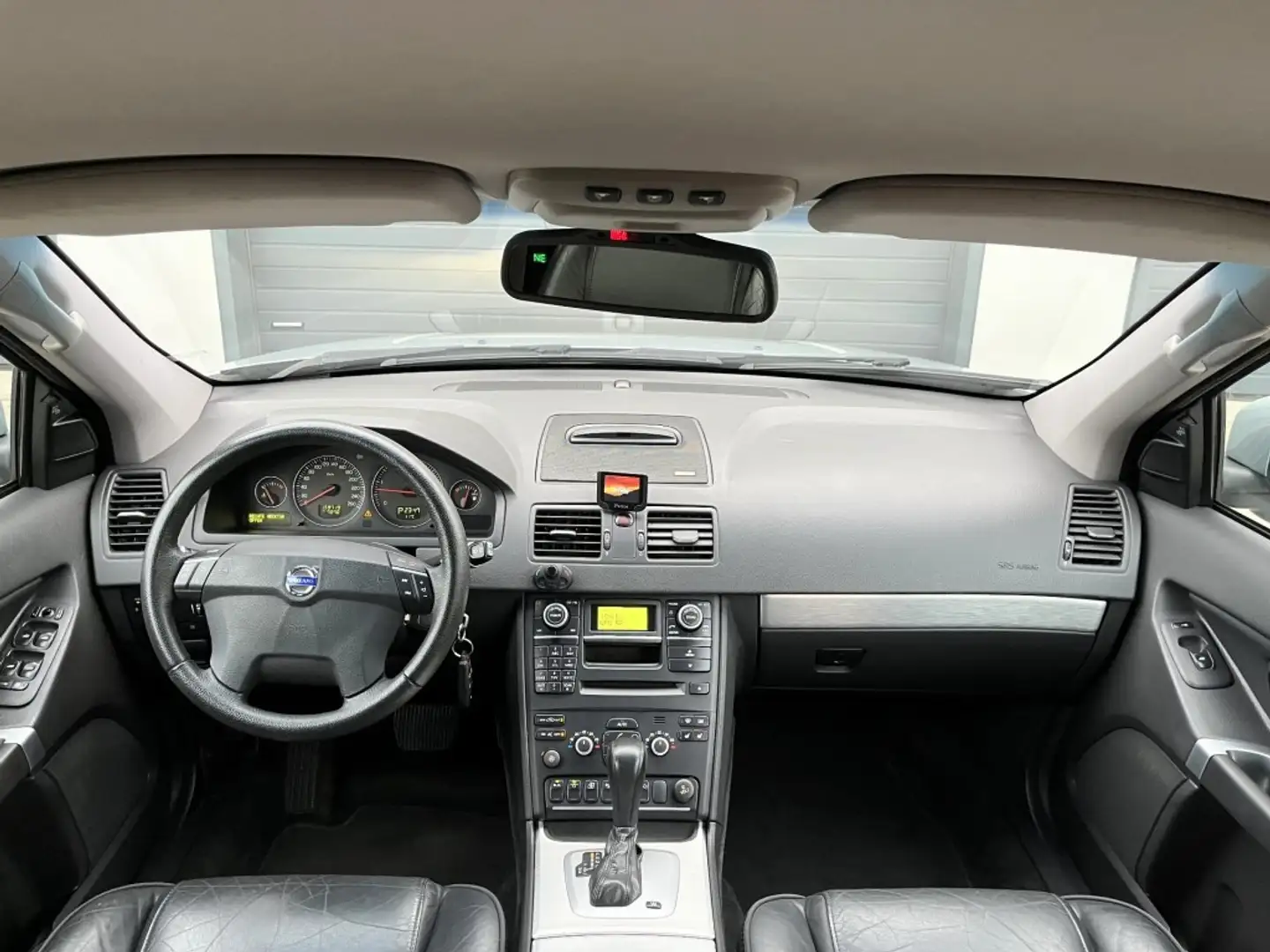 Volvo XC90 D5 AWD Ocean Race Geartronic / Limited edition Gris - 2