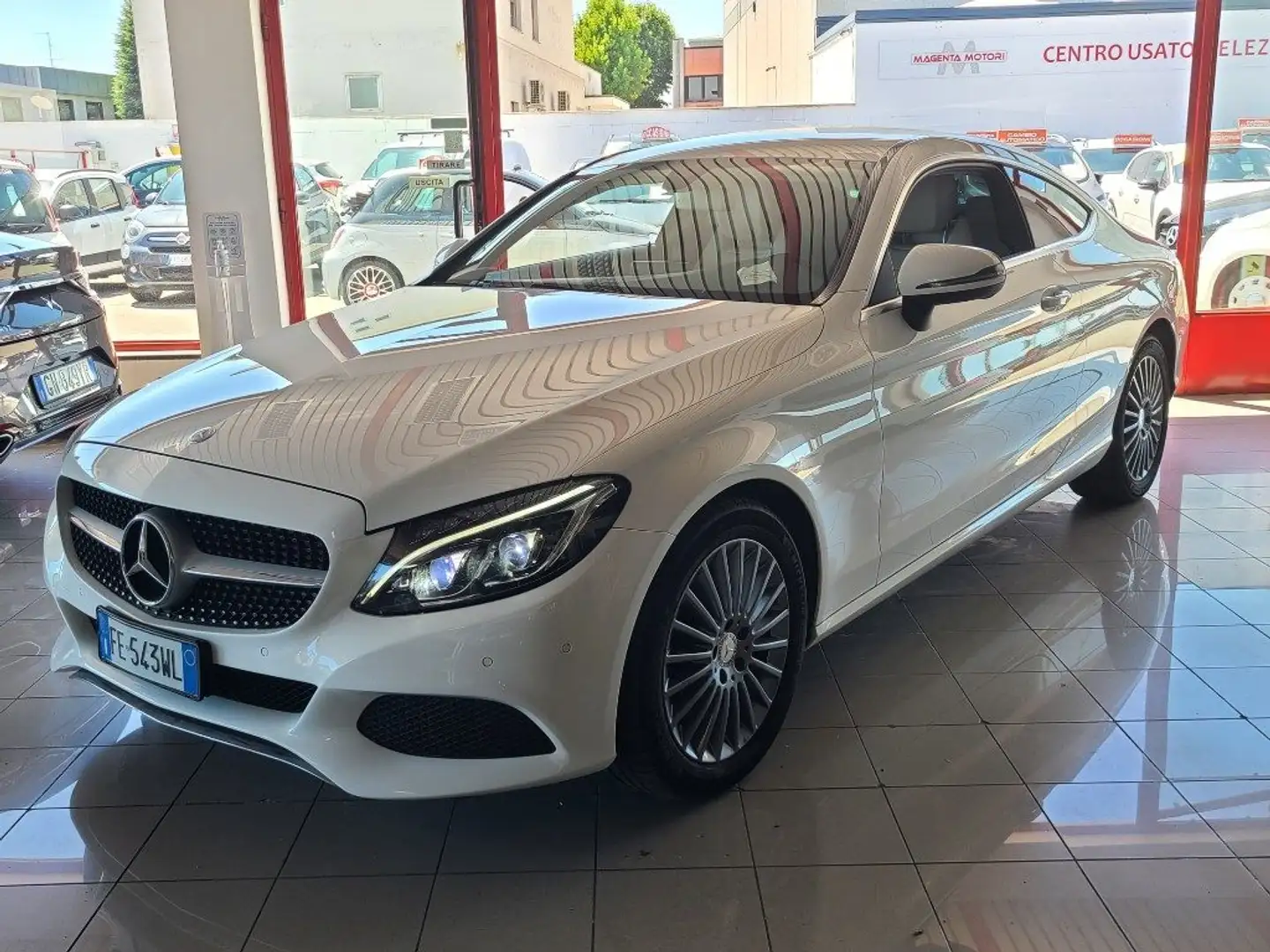Mercedes-Benz C 250 d Automatic Coupé Executive Bianco - 1