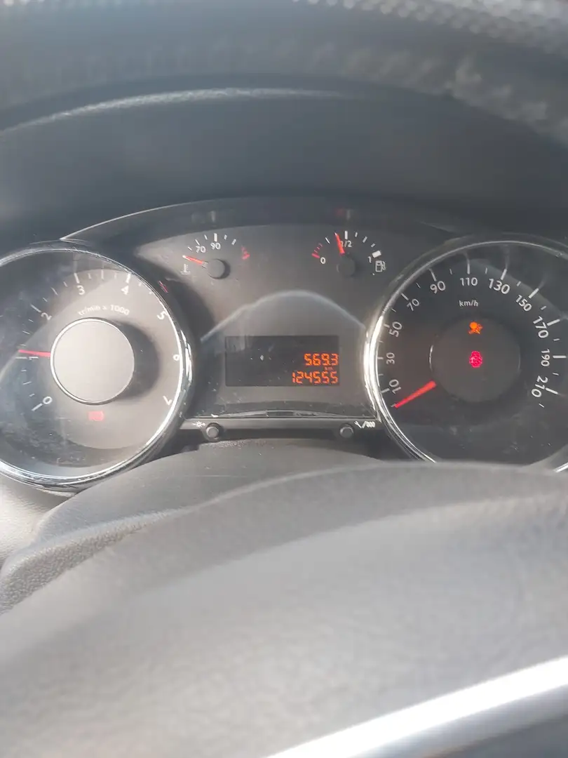 Peugeot 5008 5008 1.6i Premium Zwart - 2