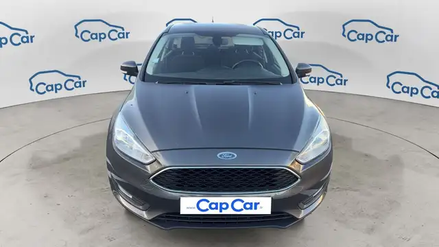 Ford Focus view 5