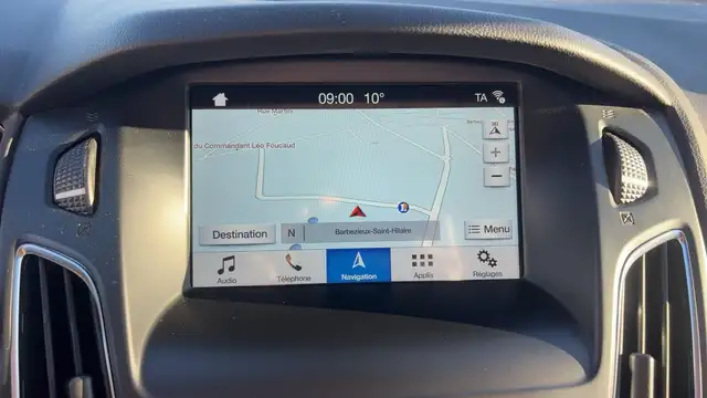 Ford Focus view 13