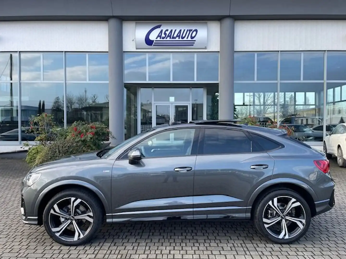 Audi Q3 SPB Sportback 35 TDI S tronic S Line KM.0 TETTO/20 Grigio - 1