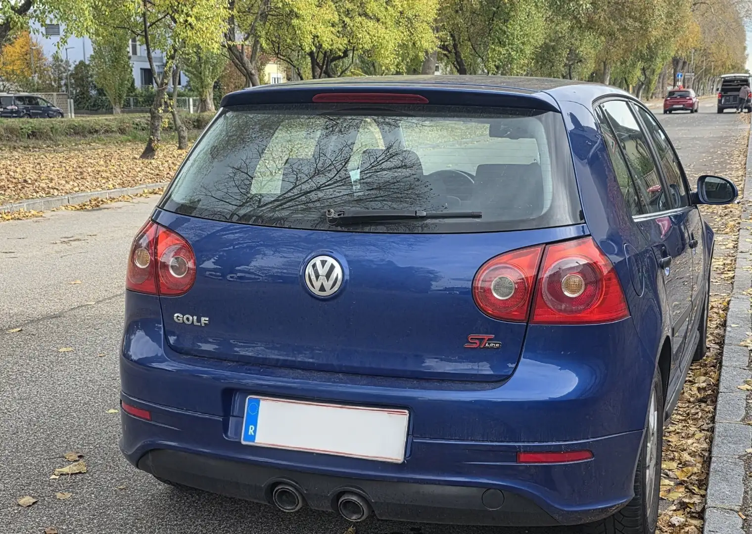 Volkswagen Golf Edition TDI Blau - 2