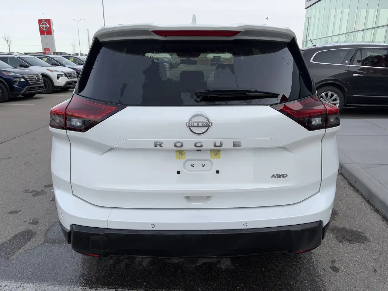 Nissan Rogue снимка Nissan Rogue