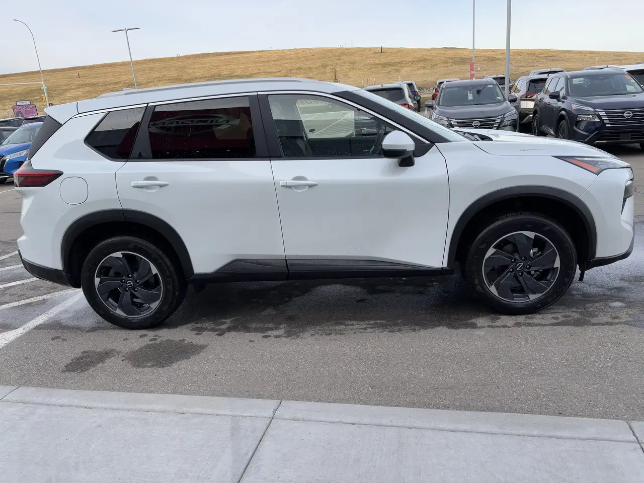 Nissan Rogue снимка Nissan Rogue
