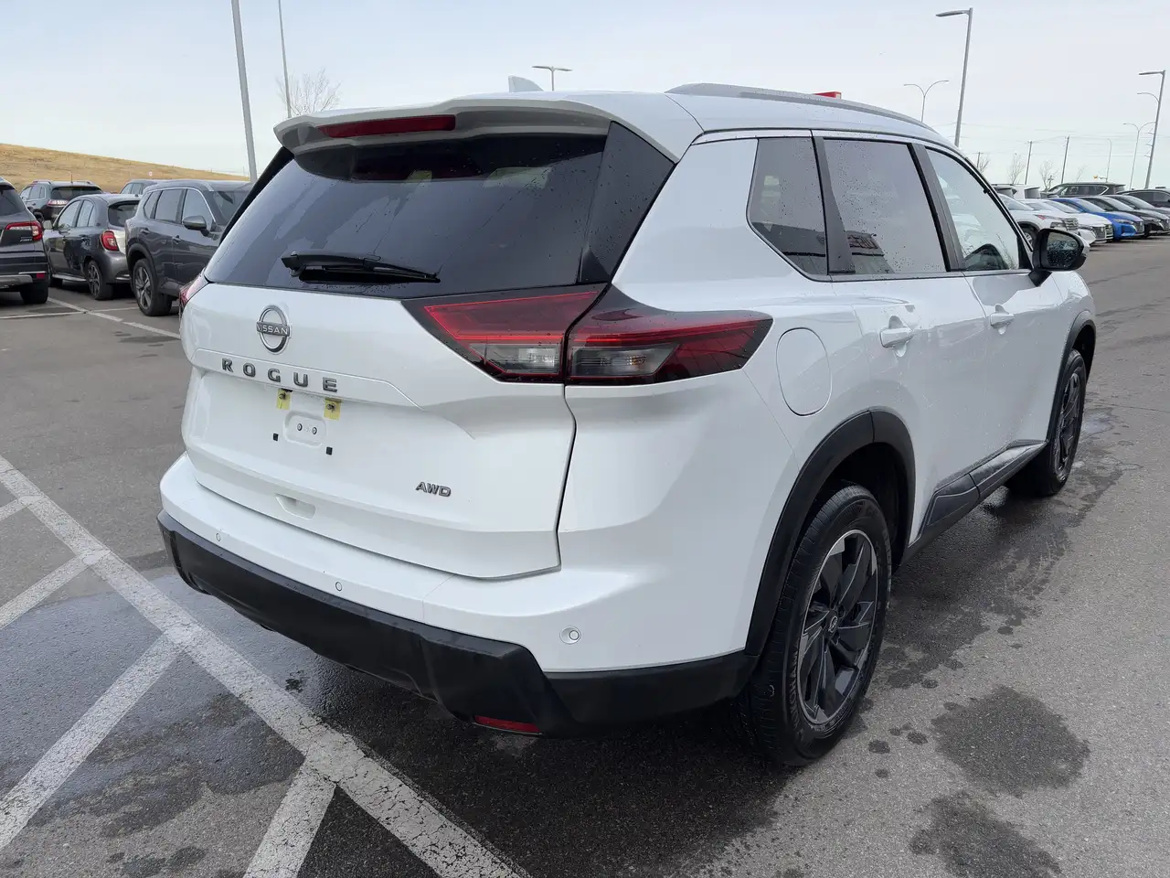 Nissan Rogue снимка Nissan Rogue