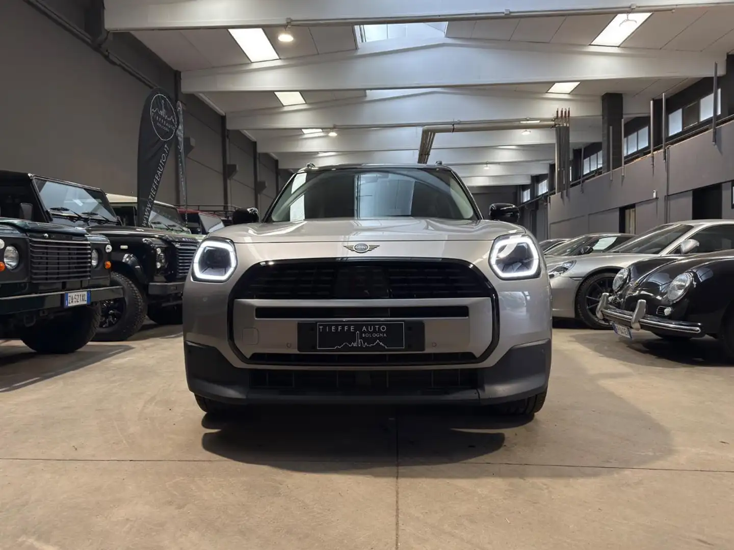 MINI Countryman D D Favoured Countryman Silber - 2