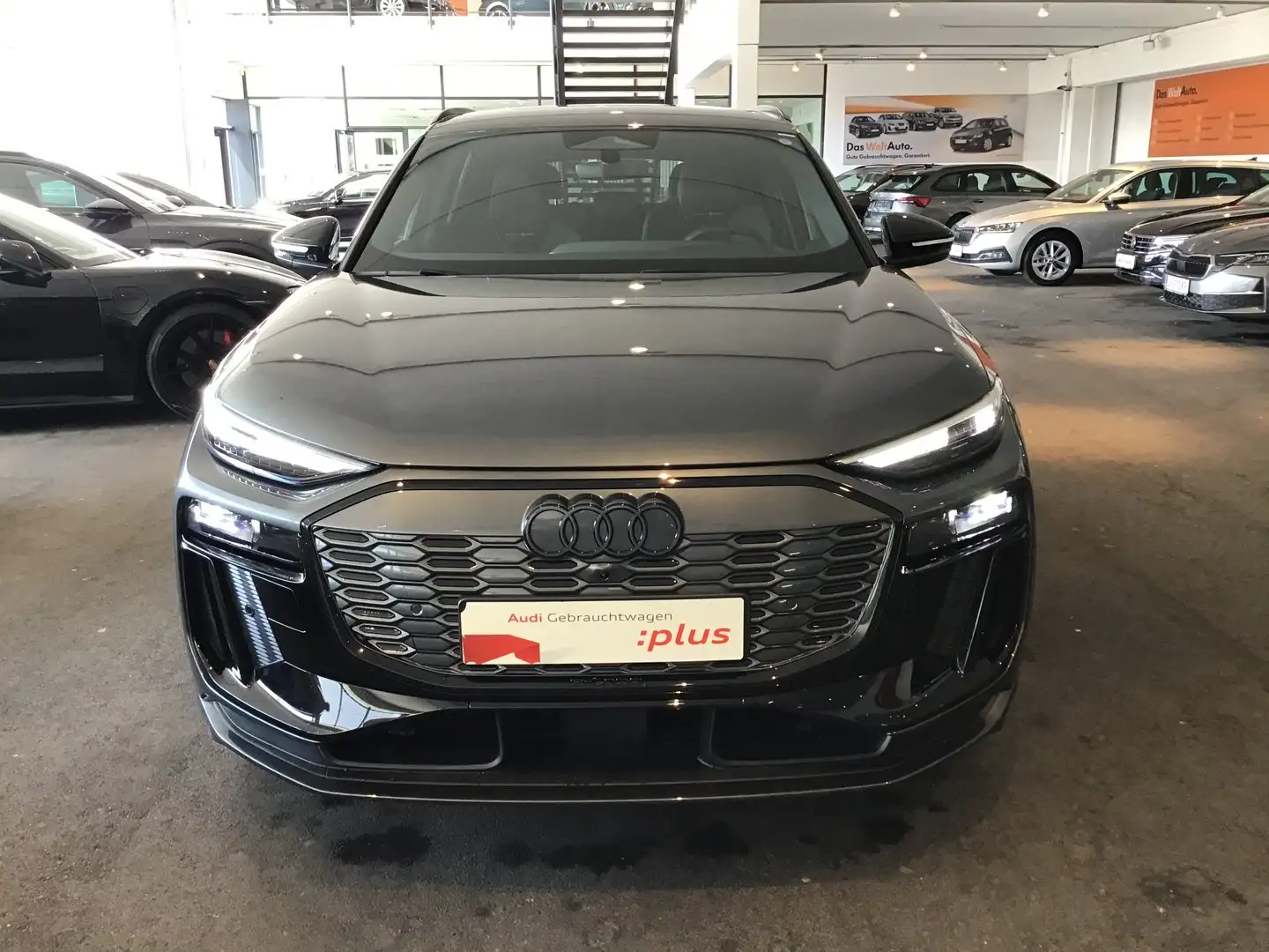 Audi SQ6 e-tron Grau - 2