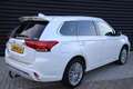 Mitsubishi Outlander 2.4 PHEV Instyle Opendak, Adaptive Cruise, trekhaa Wit - thumbnail 2