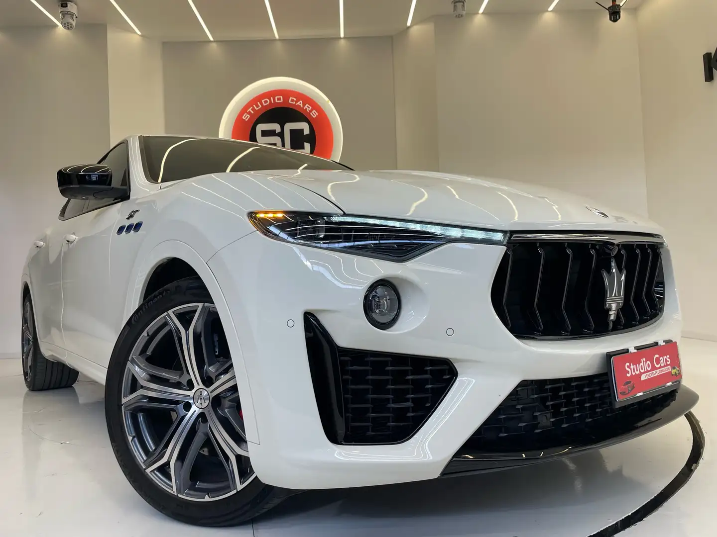 Maserati Levante 2.0 MHEV GT 330cv 48V Q4 auto Bianco - 2