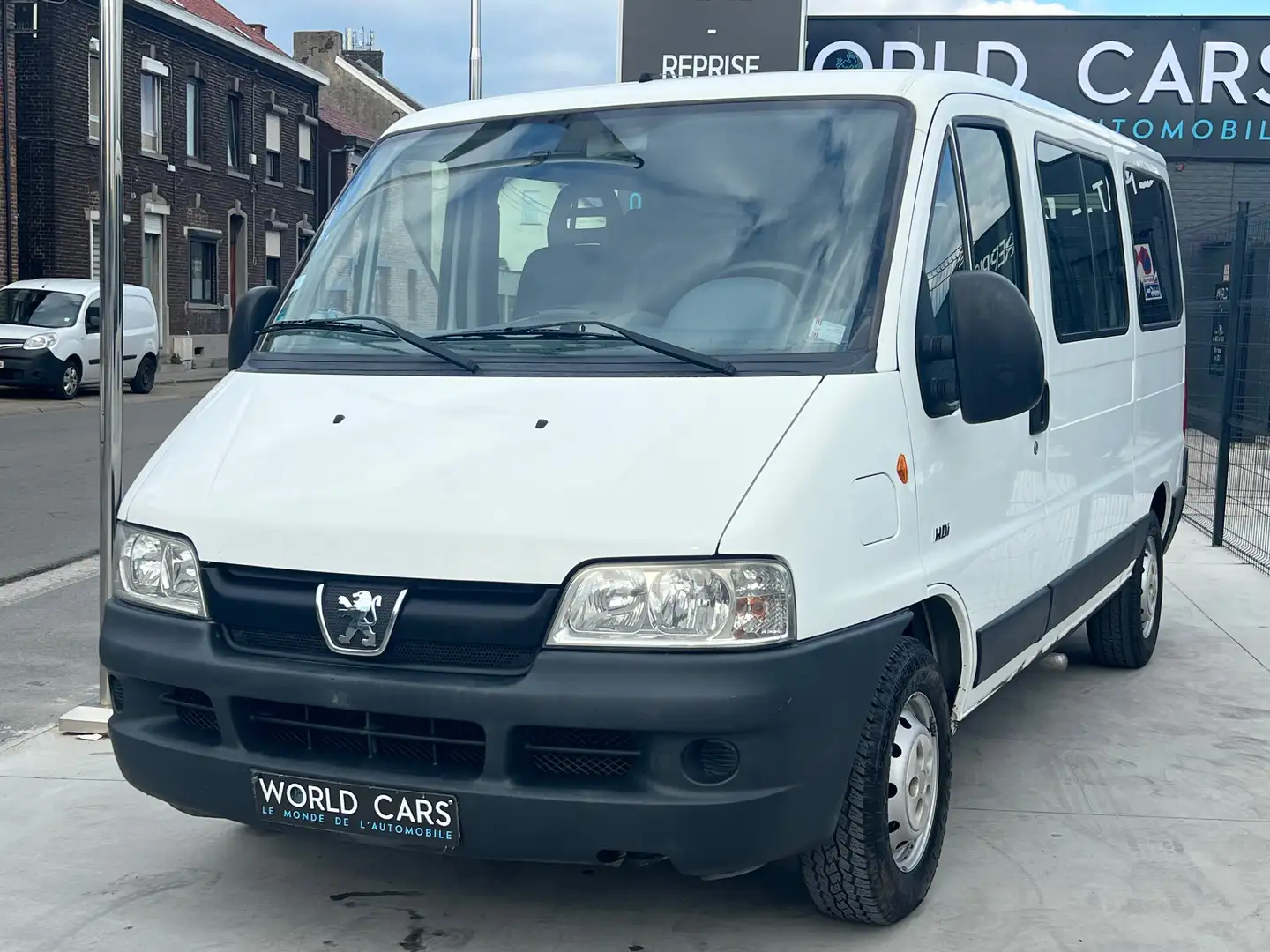 Peugeot Boxer 2.0 HDI 10 PLACES FAIBLE Km FULL CARNET Weiß - 1