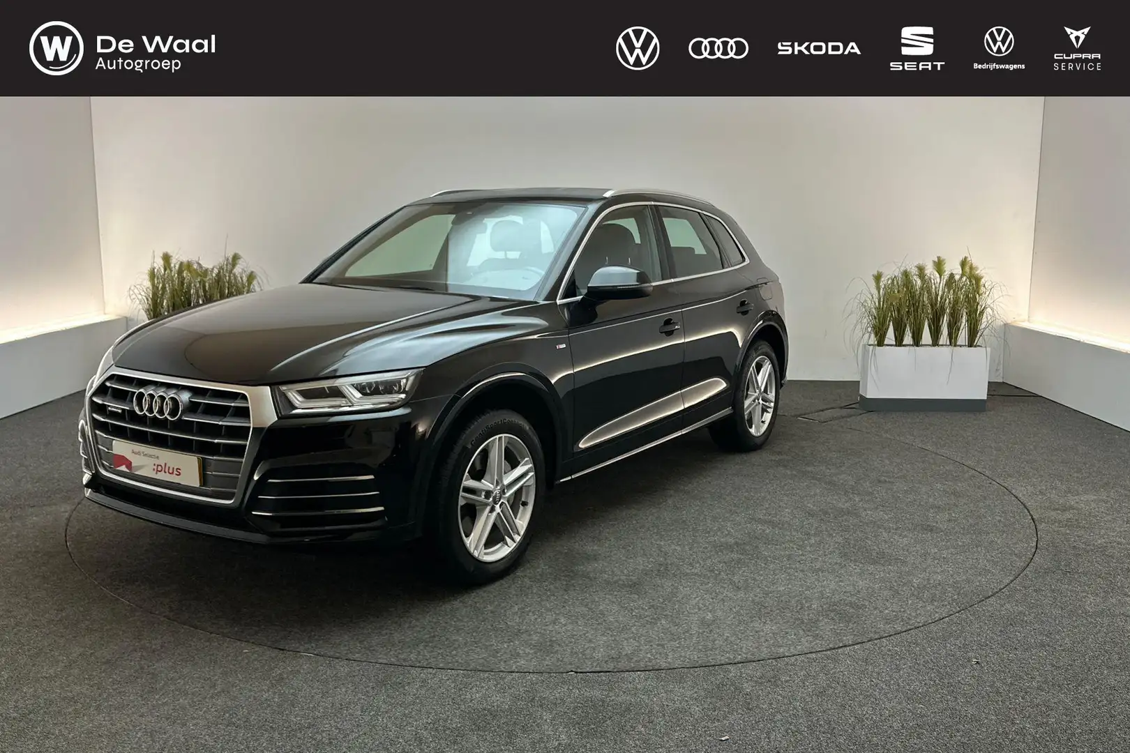 Audi Q5 50 TFSI e 299pk s Tronic quattro S edition | Trekh Zwart - 1