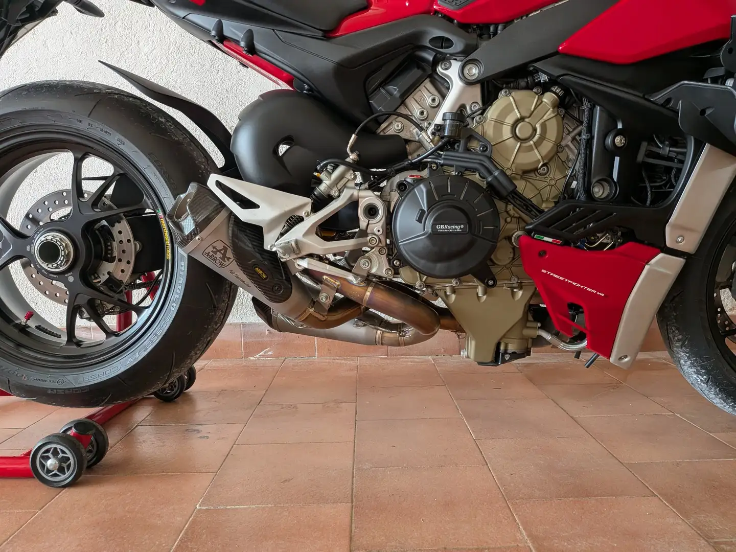 Ducati Streetfighter v4s Rojo - 2