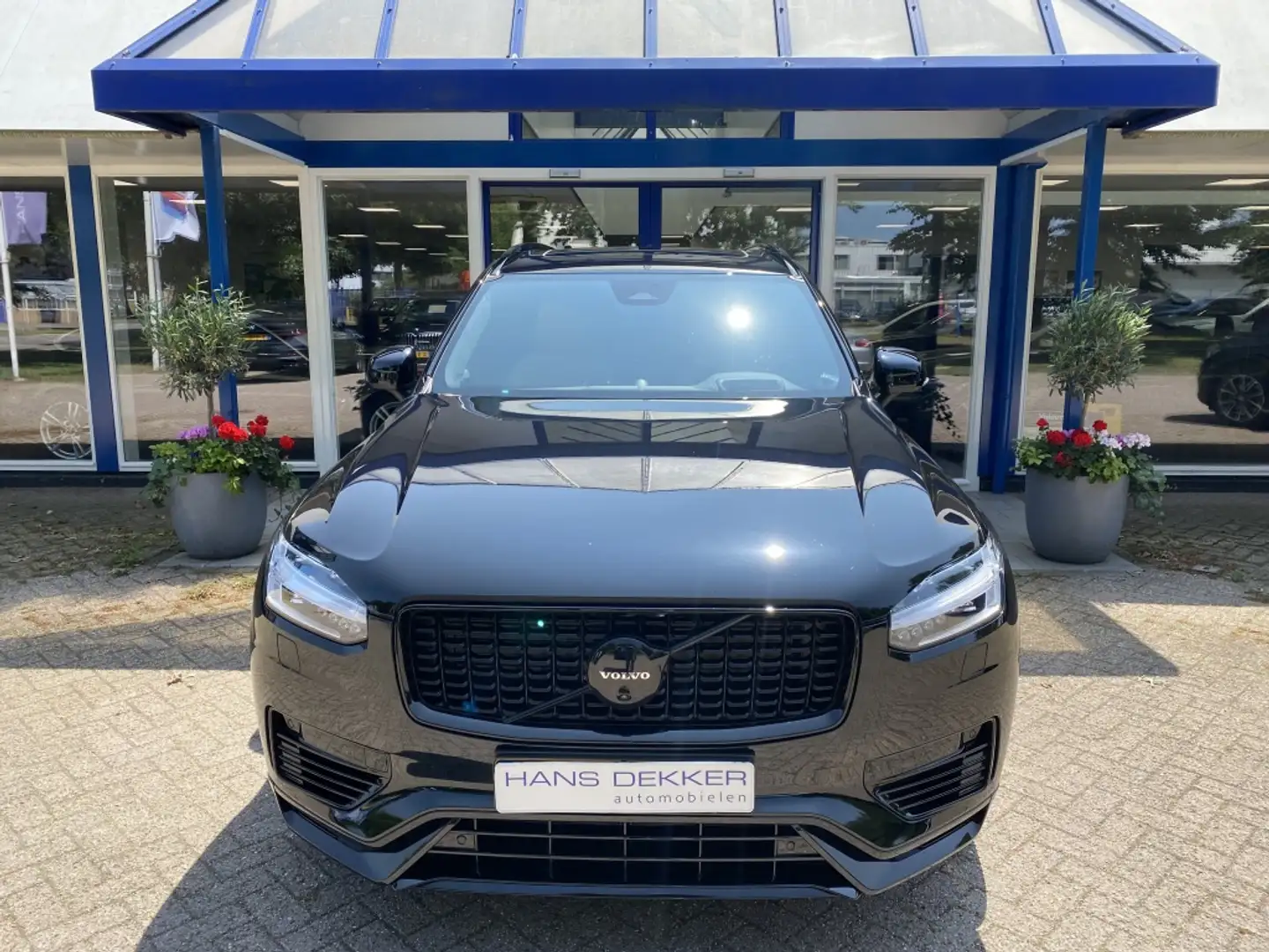 Volvo XC90 2.0 T8 AWD U. Dark Zwart - 2