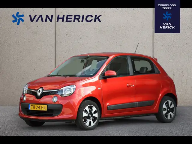 2018 Renault Twingo in Red for sale
