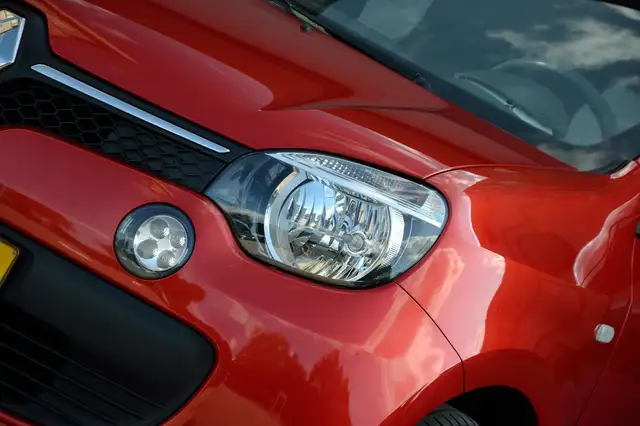 Renault Twingo view 5