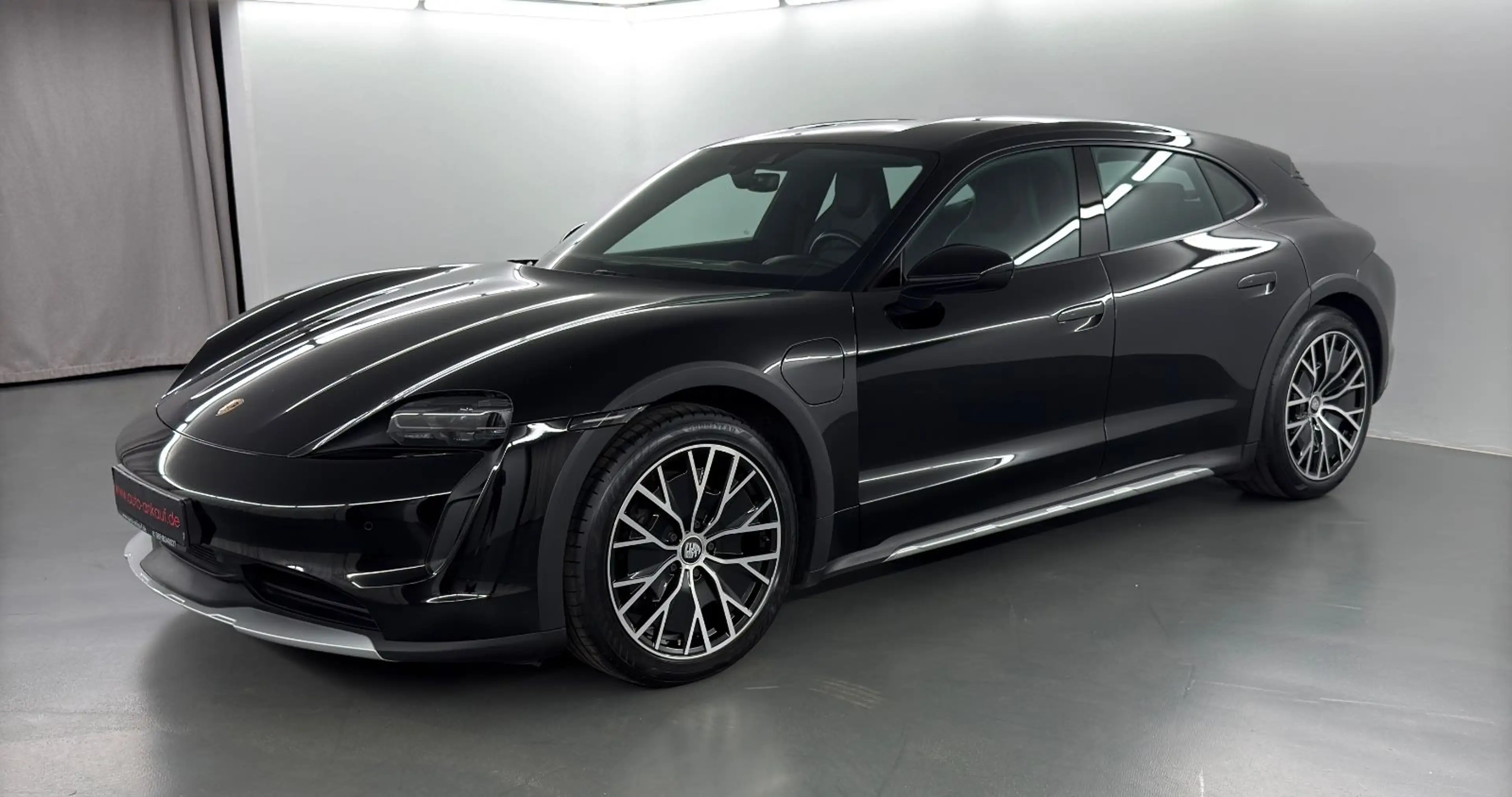 Porsche Taycan 4 Cross Turismo Wärmepump Luftfed. 93kw/h