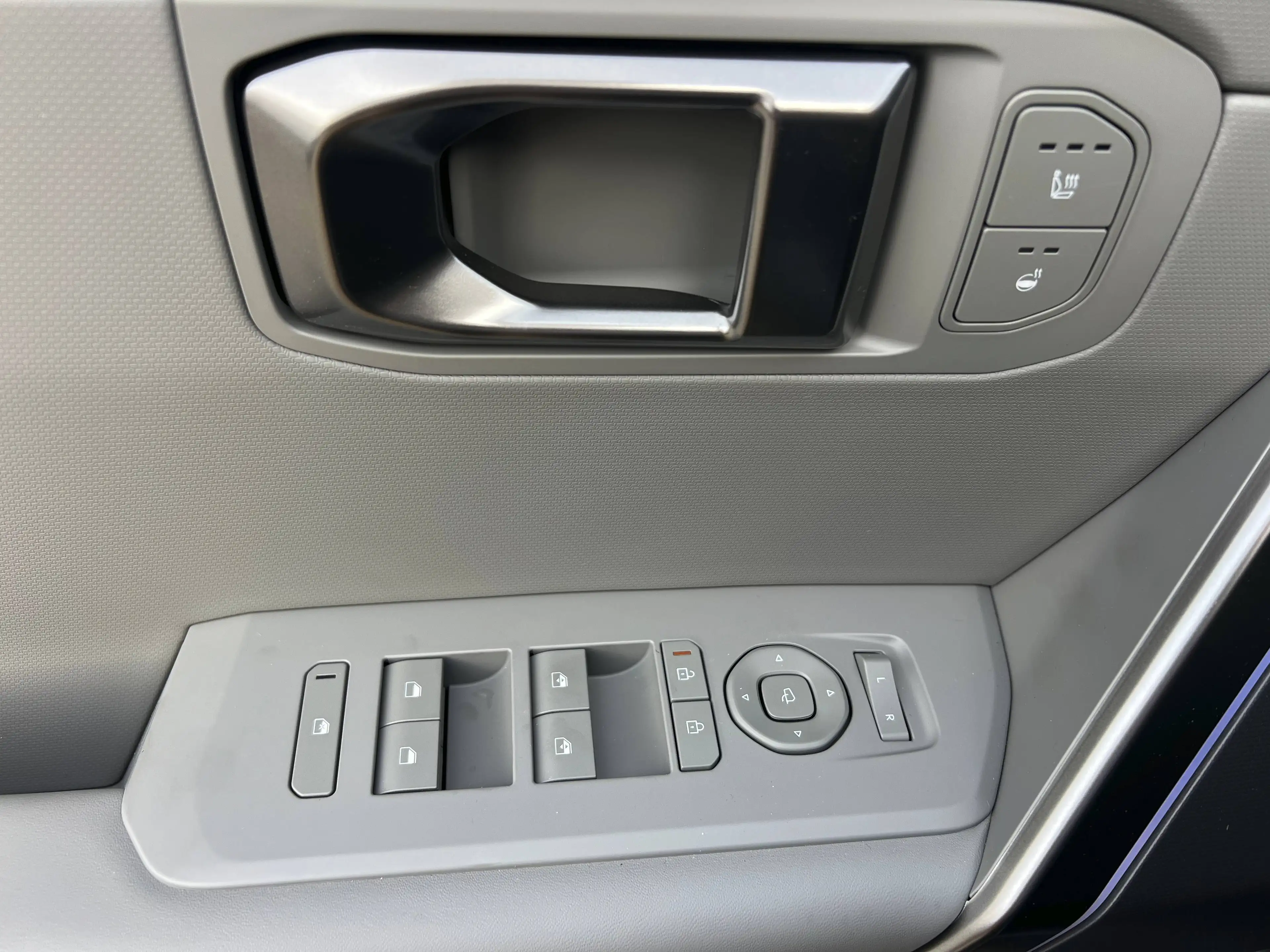 Kia Seltos 1.6 T-GDI 132 kW DCT+ AHZV — photo 9
