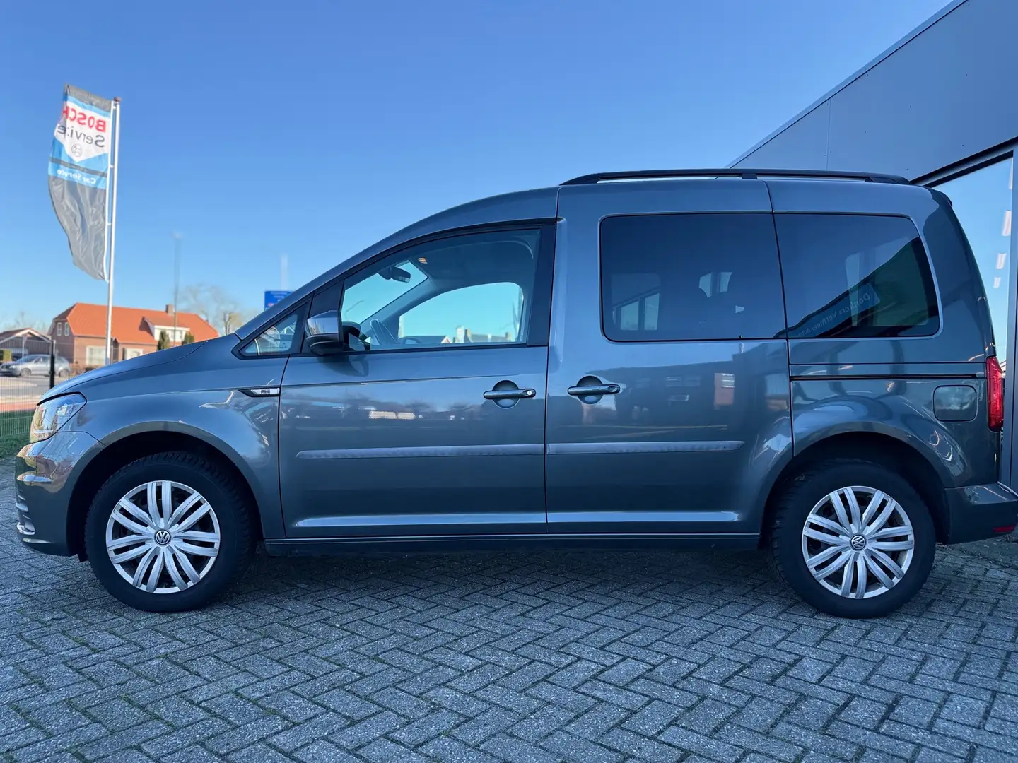 Volkswagen Caddy 1.0 TSI Comfortline Grau - 2