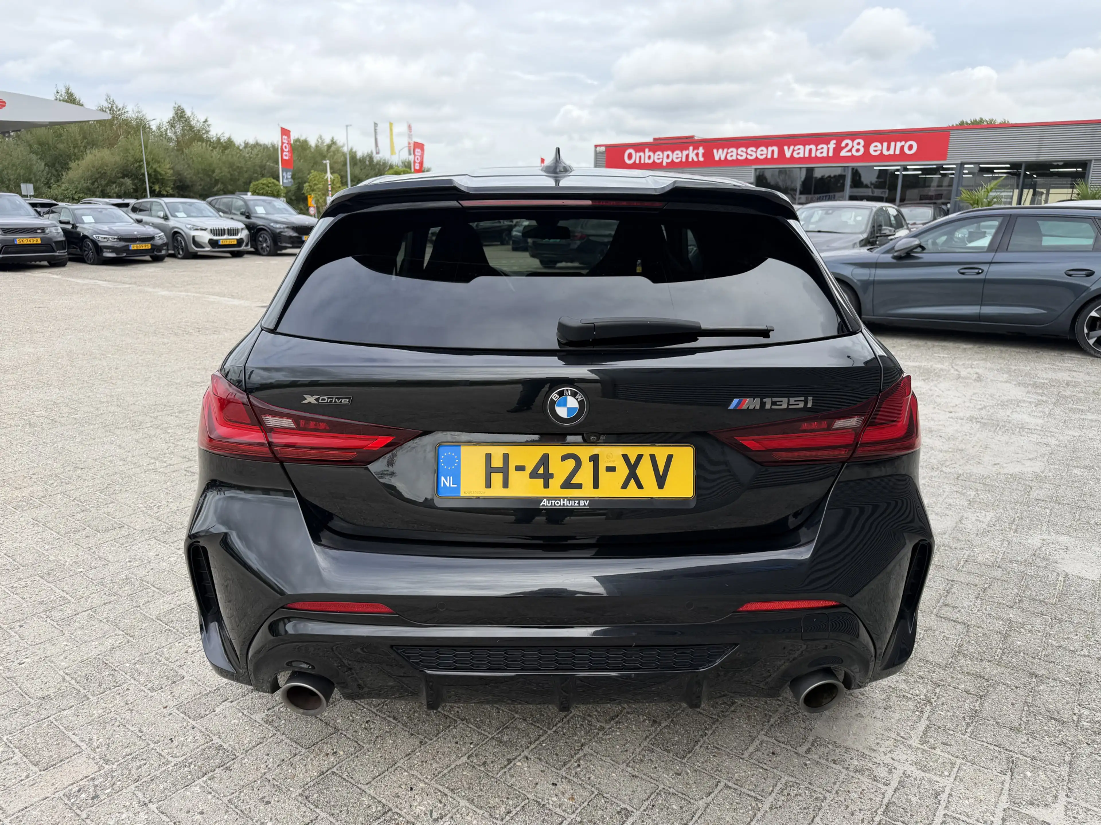 BMW 135 1-serie M135i xDrive High Executive M Sport Pano H — photo 6