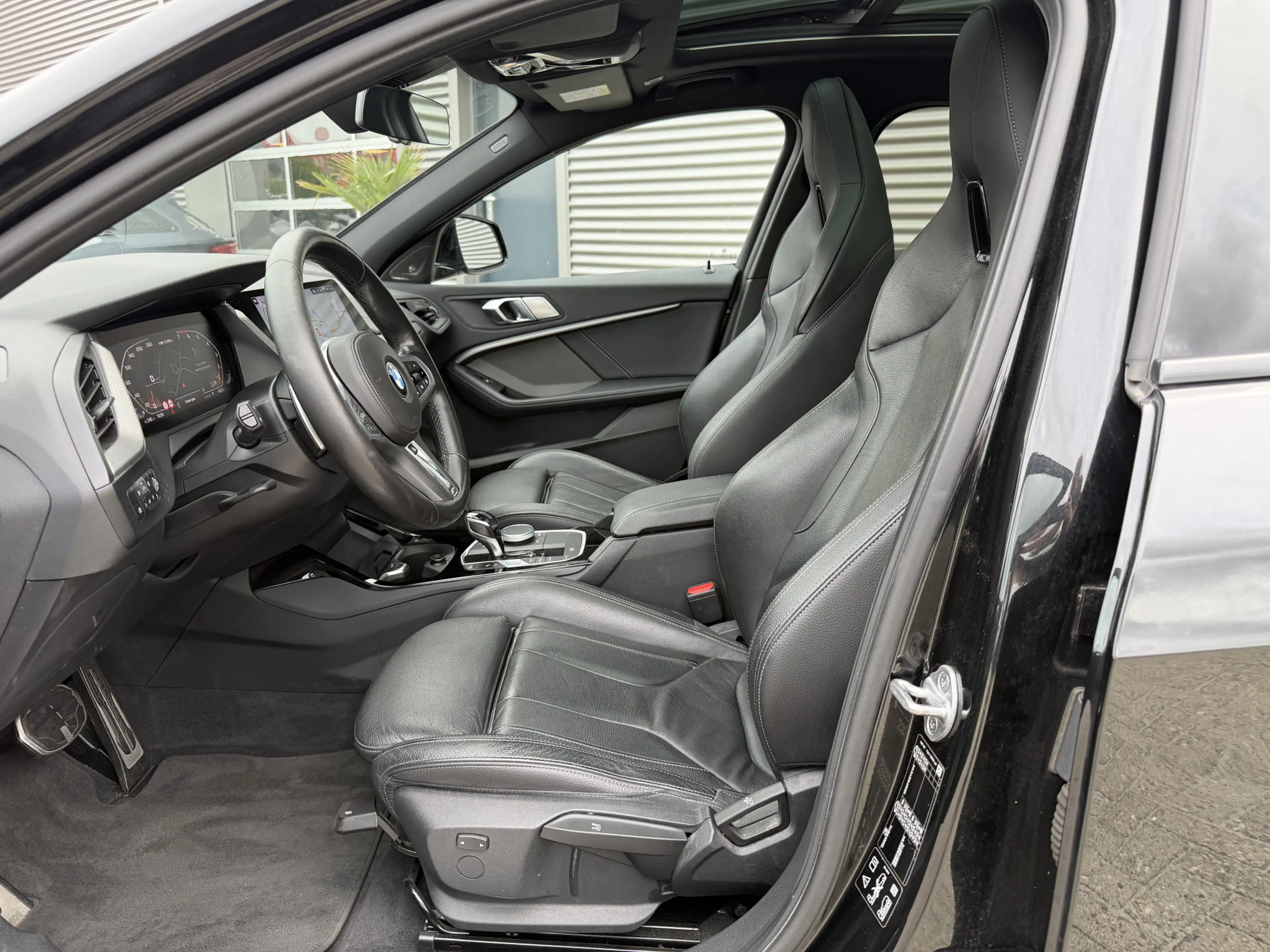 BMW 135 1-serie M135i xDrive High Executive M Sport Pano H — photo 29
