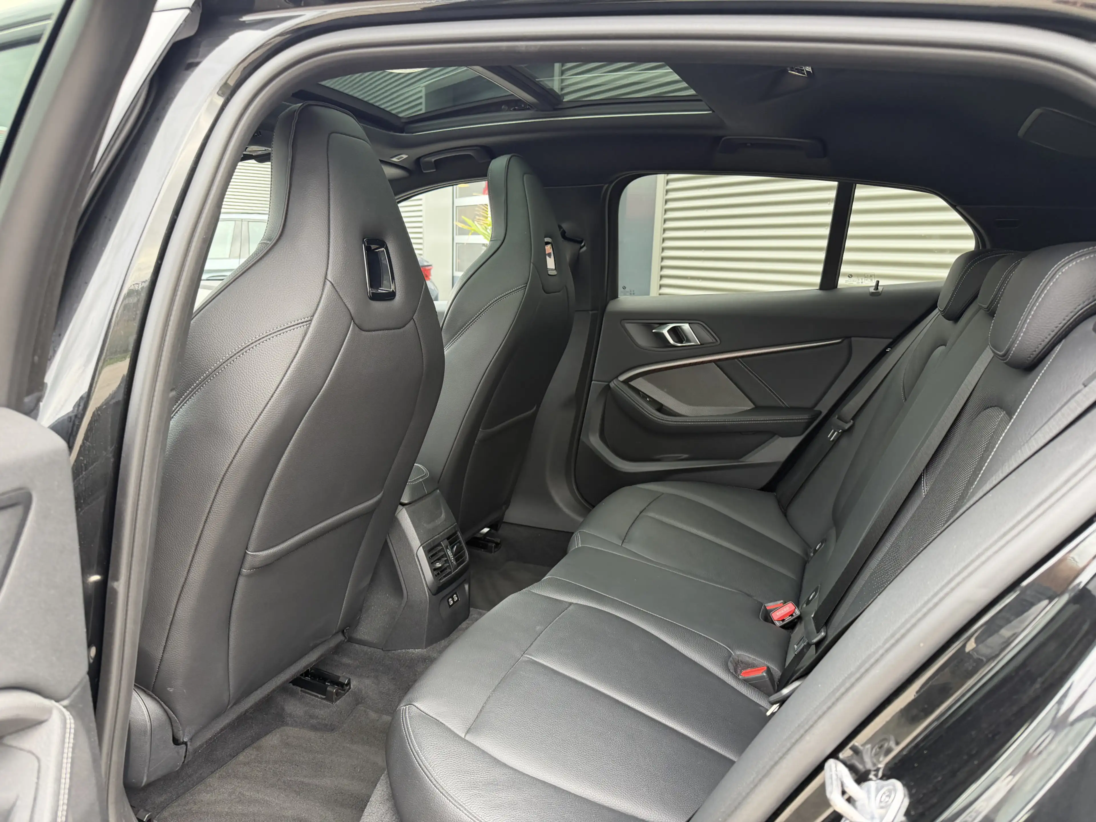 BMW 135 1-serie M135i xDrive High Executive M Sport Pano H — photo 30