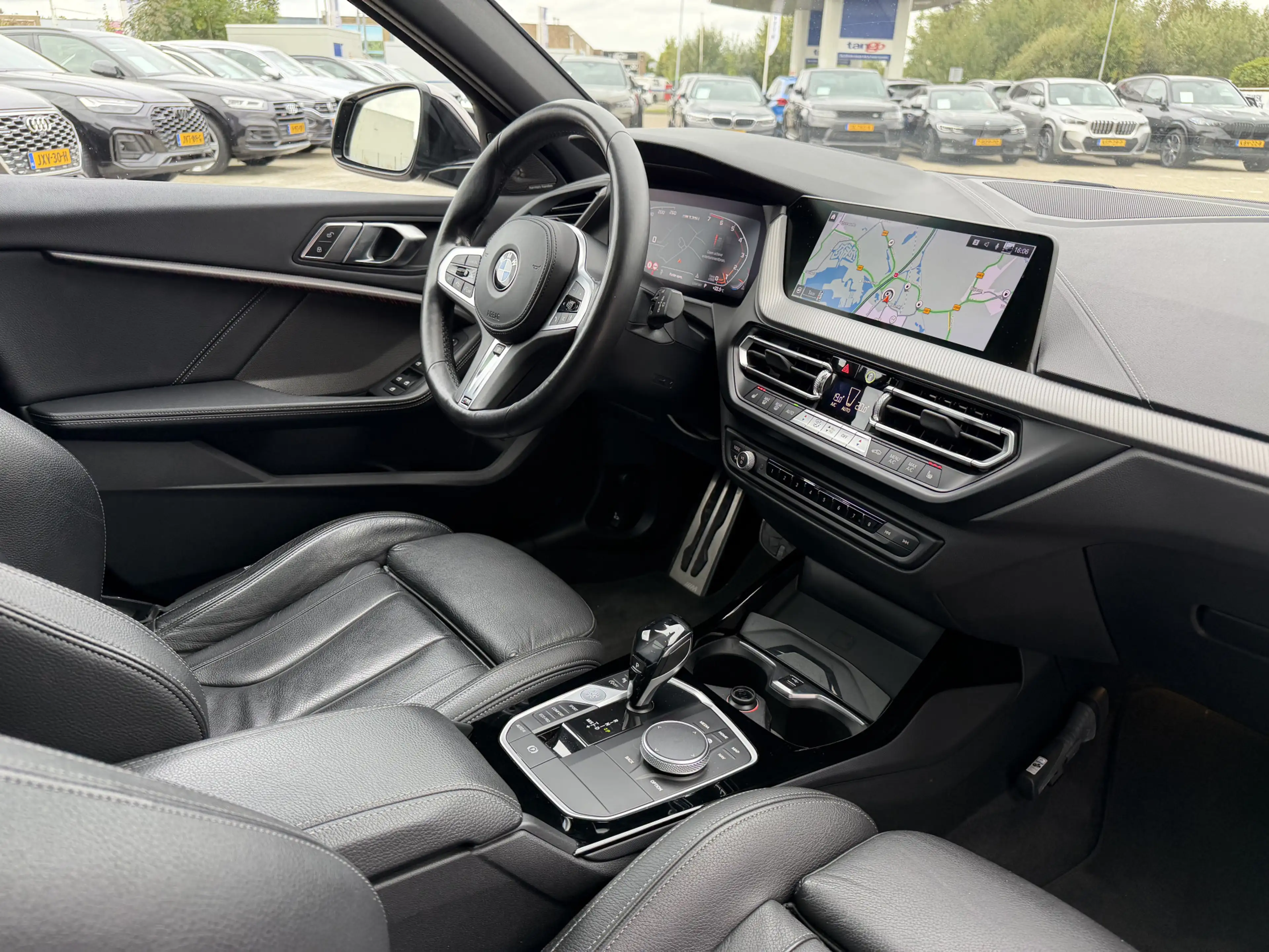 BMW 135 1-serie M135i xDrive High Executive M Sport Pano H — photo 12