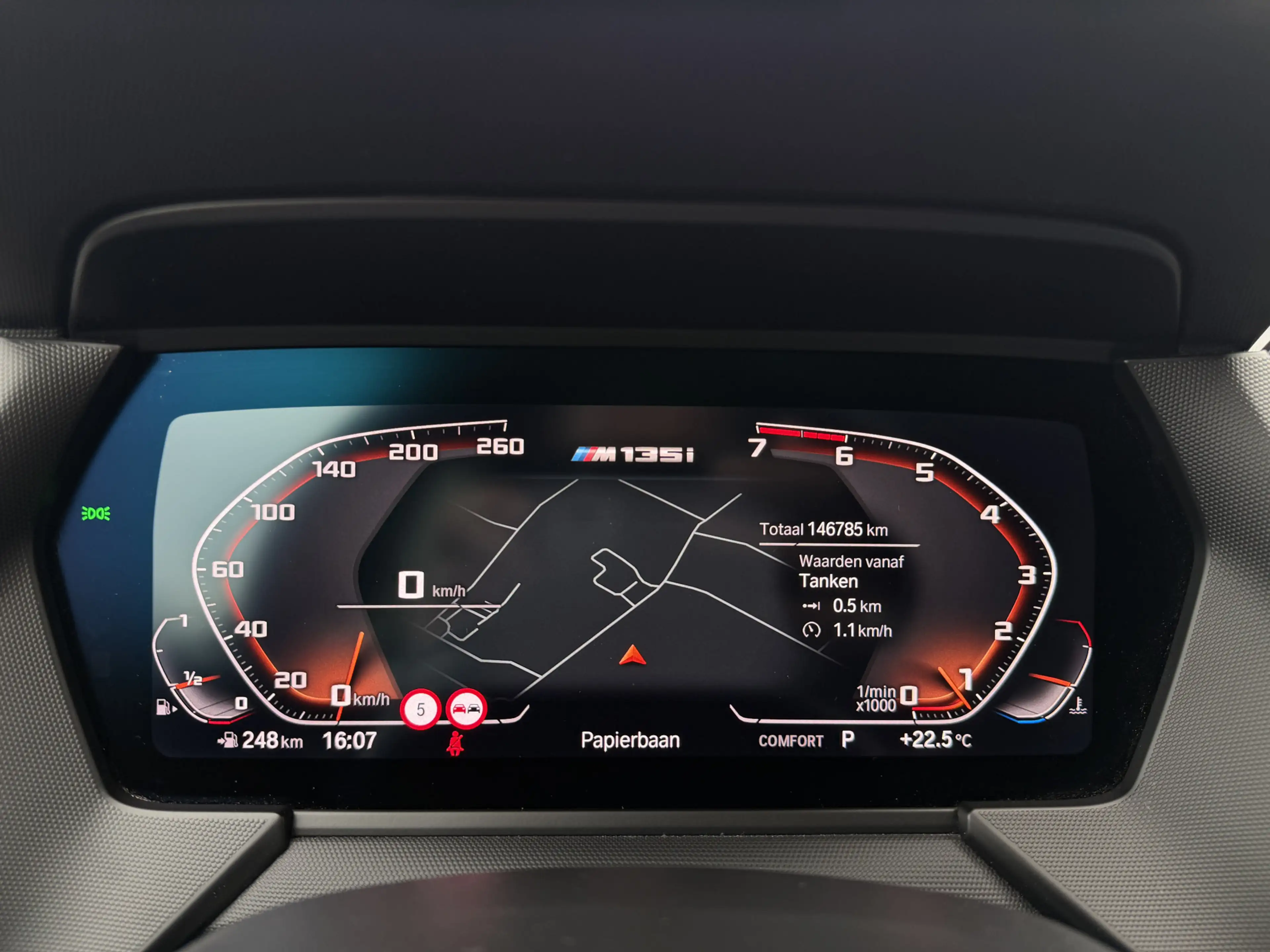 BMW 135 1-serie M135i xDrive High Executive M Sport Pano H — photo 13