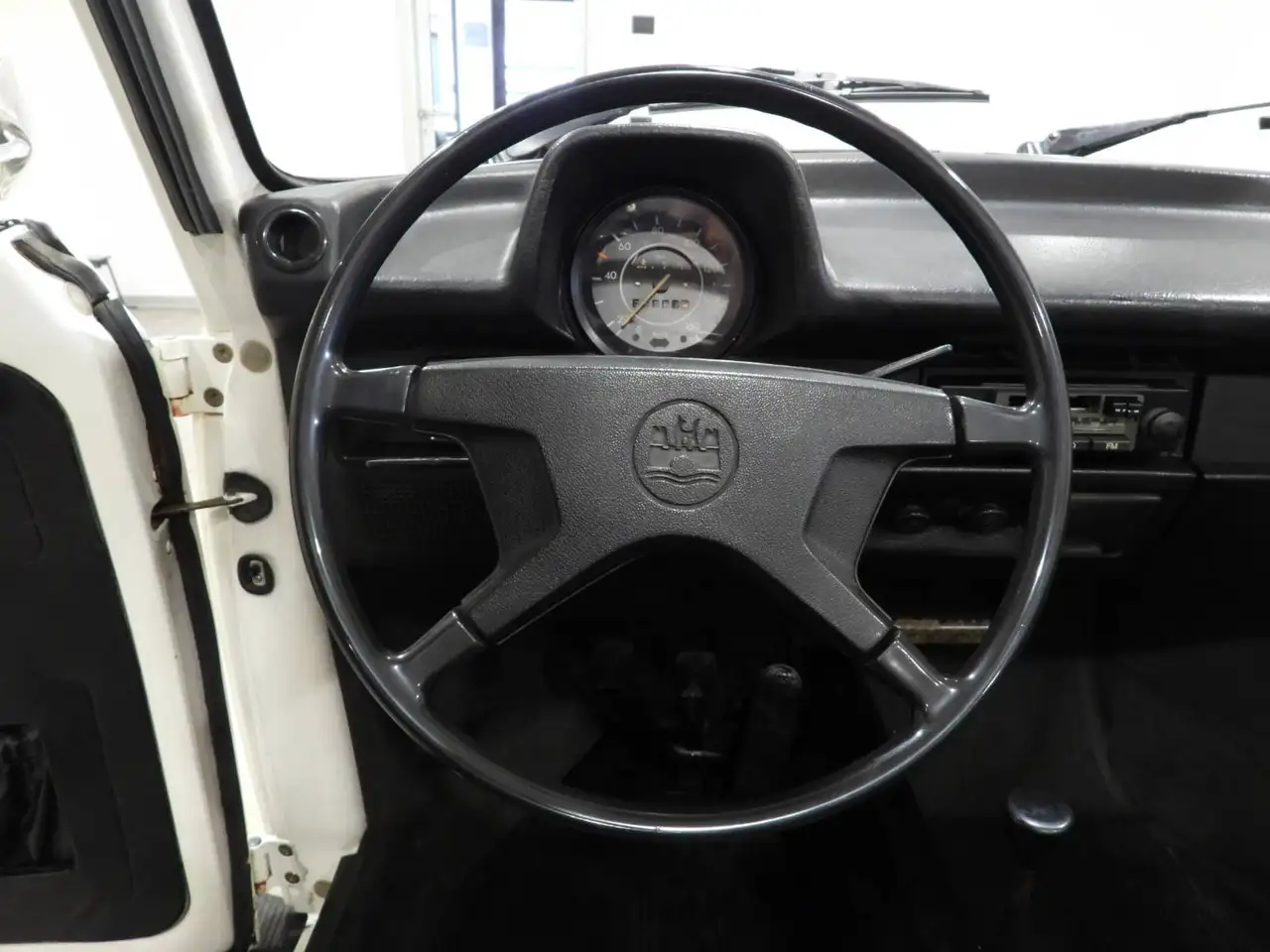 Volkswagen Maggiolino MAGGIOLONE CABRIOLET 1303 15D11 - ISCRITTA ASI CON C.R.S. – SICURA RIVALUTAZIONE – SUPERPREZZO (1979), foto 6
